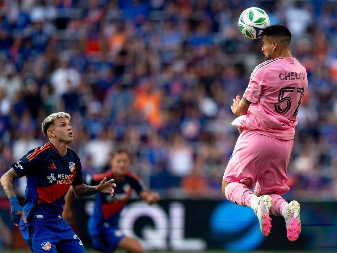 爱游戏官方入口-曼城横扫葡萄牙，蒂亚戈统治全场