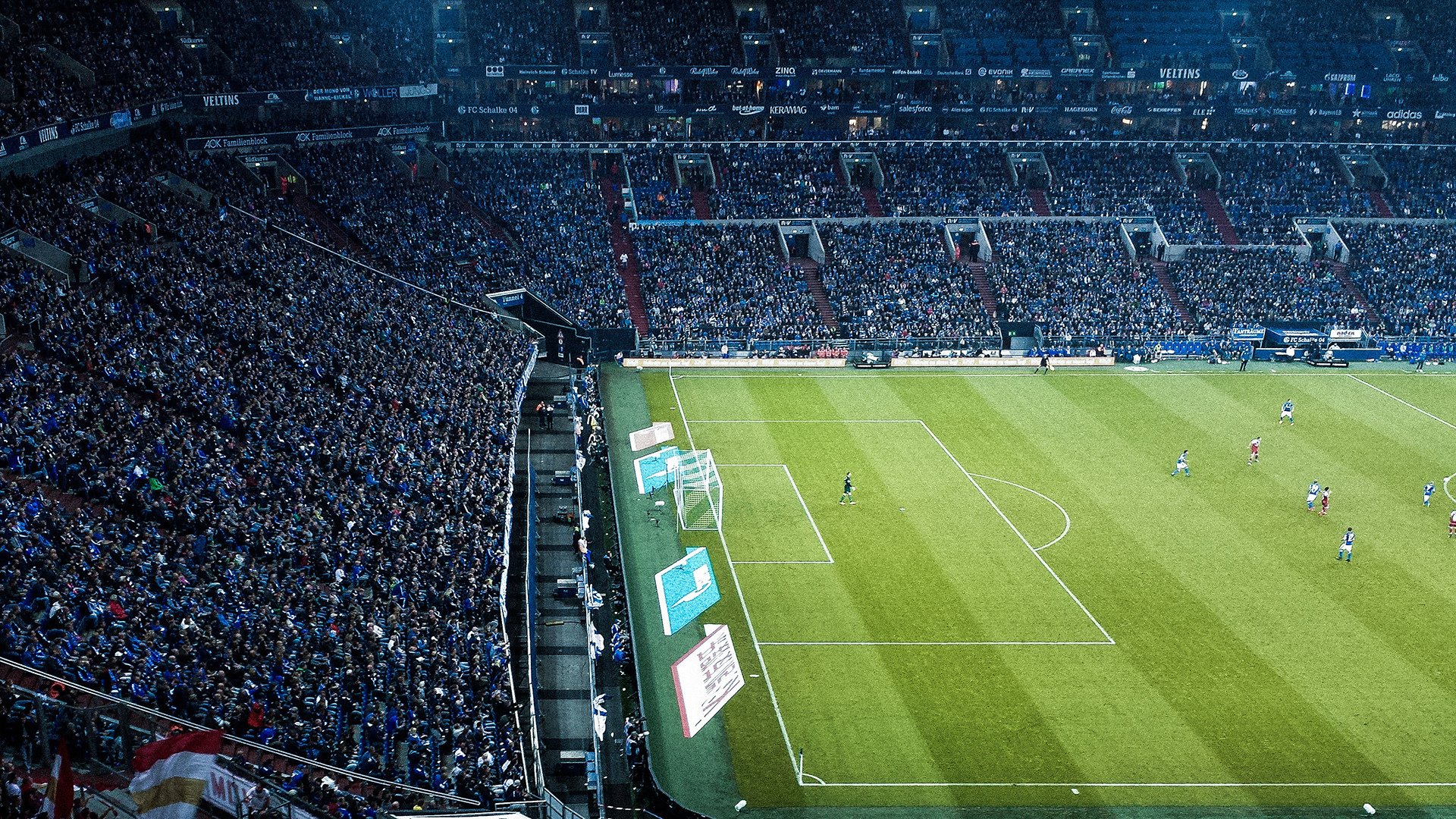 爱游戏APP-卡瓦哈尔的NBA总决赛之夜，当足球铁卫在篮球焦点战中证明自己